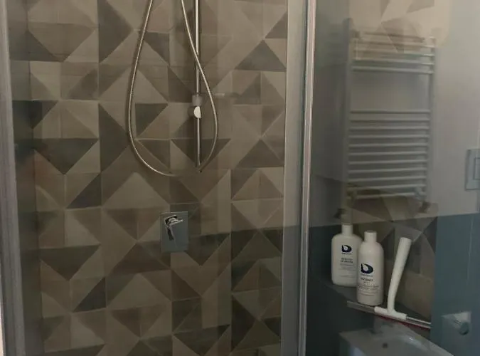 In Con Idromassaggio