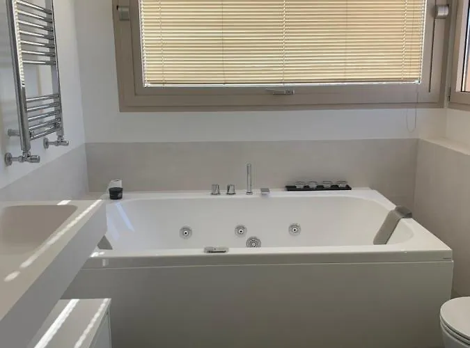 Вилла In Con Idromassaggio