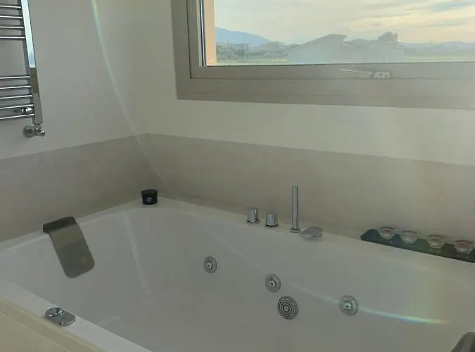 In Con Idromassaggio